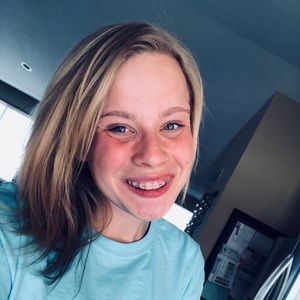 Meet your Posher, Kaitlyn